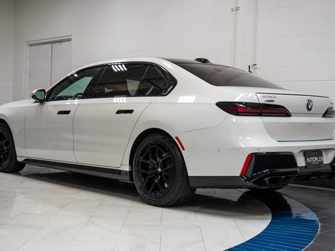 Used 2023 BMW 760i xDrive 760i xDrive w/ Executive Package image 39
