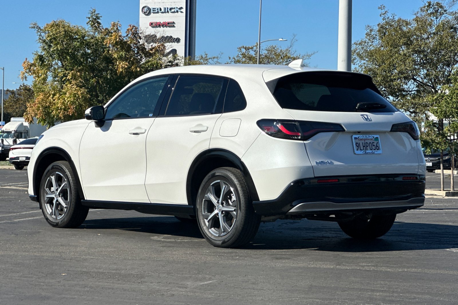 Used 2024 Honda HR-V EX-L image 6