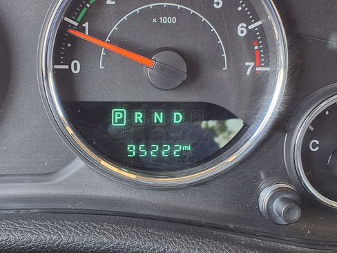 Used 2018 Jeep Wrangler Unlimited Sport AWD/4WD image 24