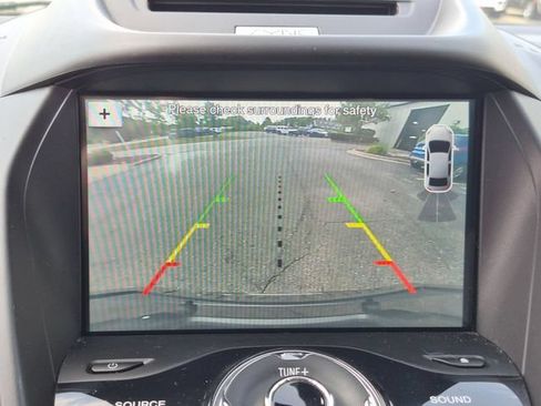 Used 2017 Ford Escape Titanium AWD/4WD image 23