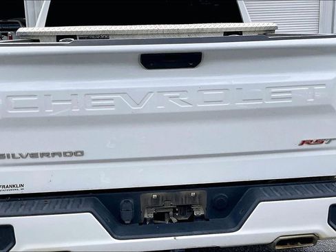 Used 2021 Chevrolet Silverado 1500 RST w/ Z71 Off-Road Package AWD/4WD image 8