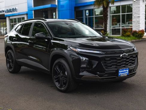 New 2026 Chevrolet Trax ACTIV w/ Driver Confidence Package FWD image 8