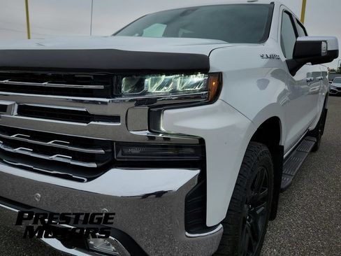 Used 2019 Chevrolet Silverado 1500 LTZ w/ LTZ Premium Package AWD/4WD image 10