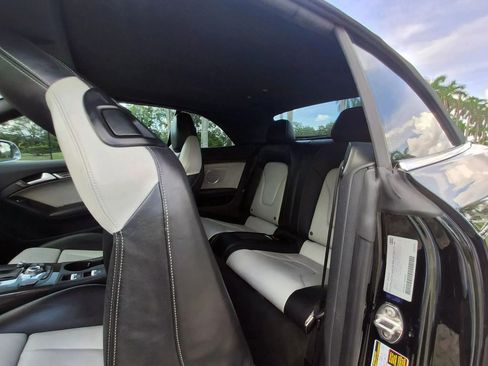 Used 2014 Audi S5 Prestige image 40