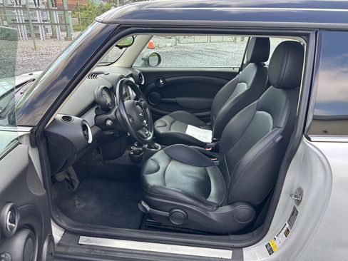 Used 2013 MINI Cooper Clubman FWD image 11