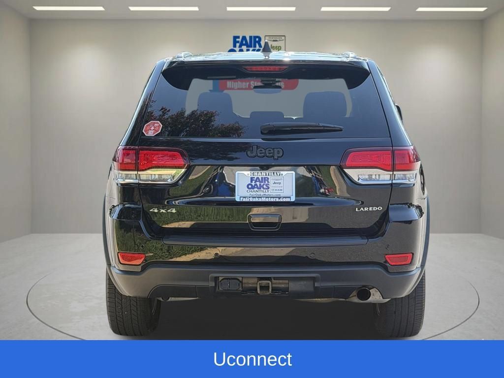 Certified 2022 Jeep Grand Cherokee Laredo E AWD/4WD image 9