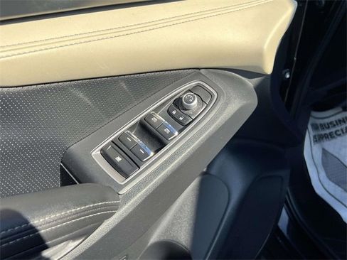 Used 2022 Subaru Ascent Limited image 19