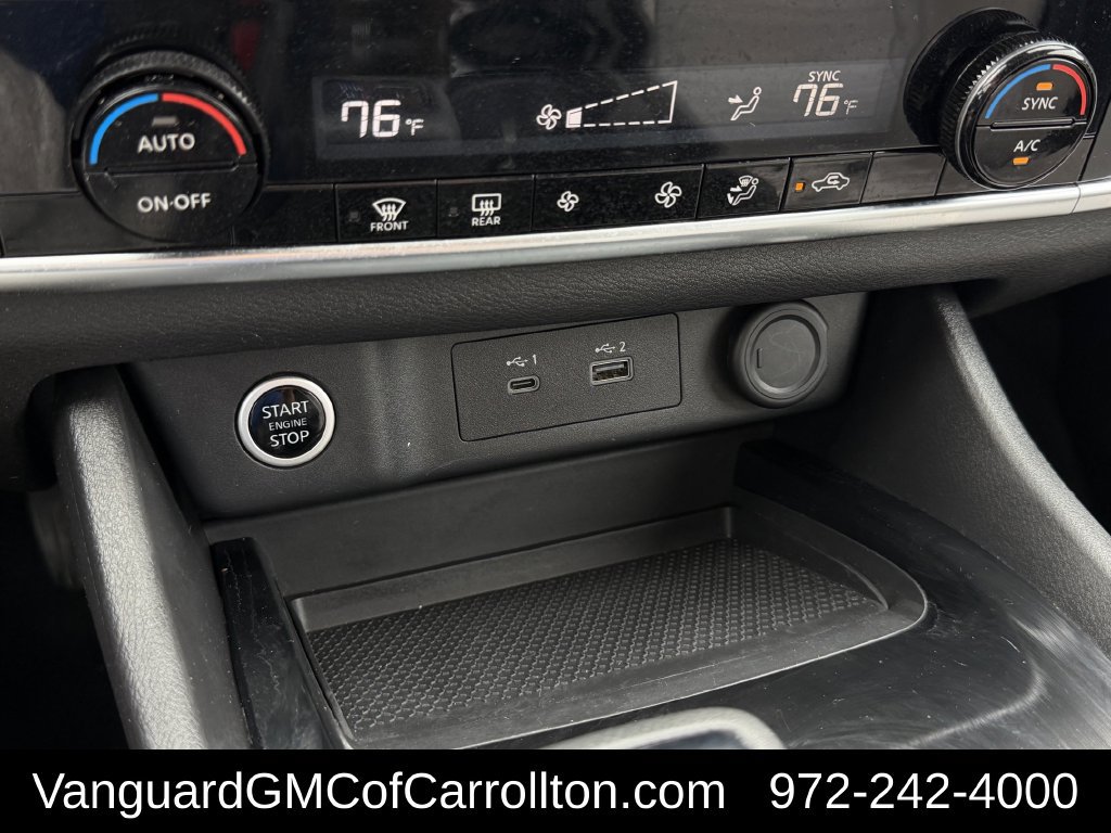 Used 2023 Nissan Rogue SV FWD image 21