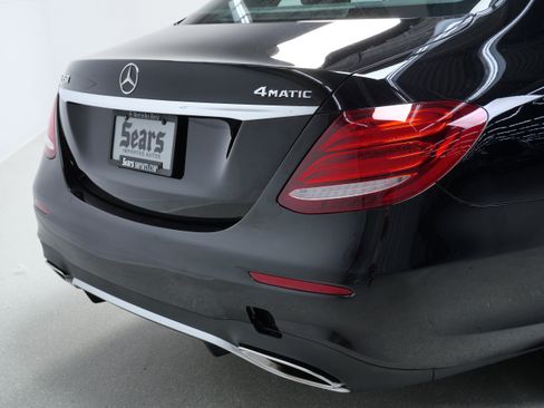Used 2020 Mercedes-Benz E 450 4MATIC Sedan image 5