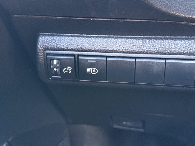 Used 2023 Toyota Corolla LE w/ Carpet Mat Package (TMS) FWD image 35