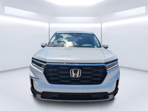 New 2025 Honda Pilot EX-L image 8