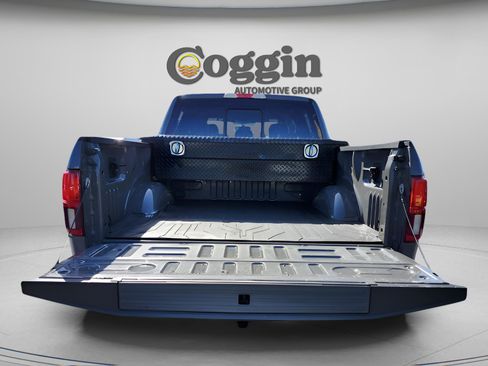 Used 2018 Ford F150 Lariat image 19