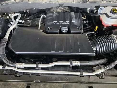 Used 2024 Chevrolet Silverado 1500 LT AWD/4WD image 26