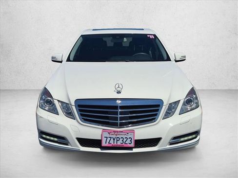 Used 2011 Mercedes-Benz E 350 Sedan image 2
