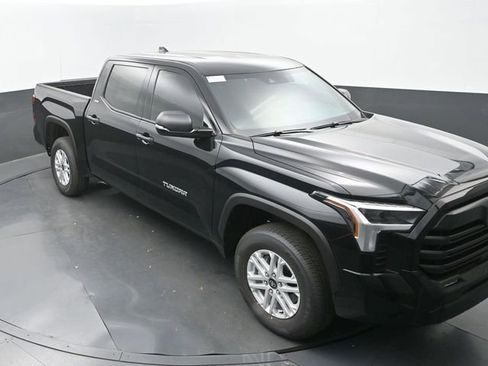 New 2026 Toyota Tundra SR5 w/ SR5 Convenience Package AWD/4WD image 28