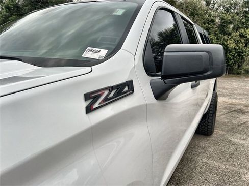 Used 2022 Chevrolet Silverado 1500 Custom Trail Boss image 30