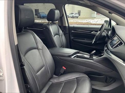 Used 2021 Buick Enclave Avenir w/ Avenir Technology Package image 7