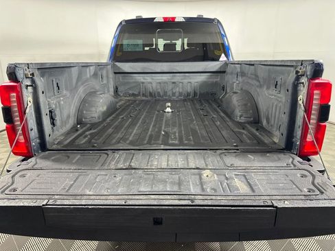 Used 2023 Ford F350 Lariat w/ Chrome Package image 6