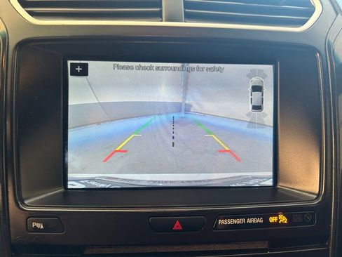 Used 2017 Ford Explorer XLT w/ Equipment Group 202A image 31