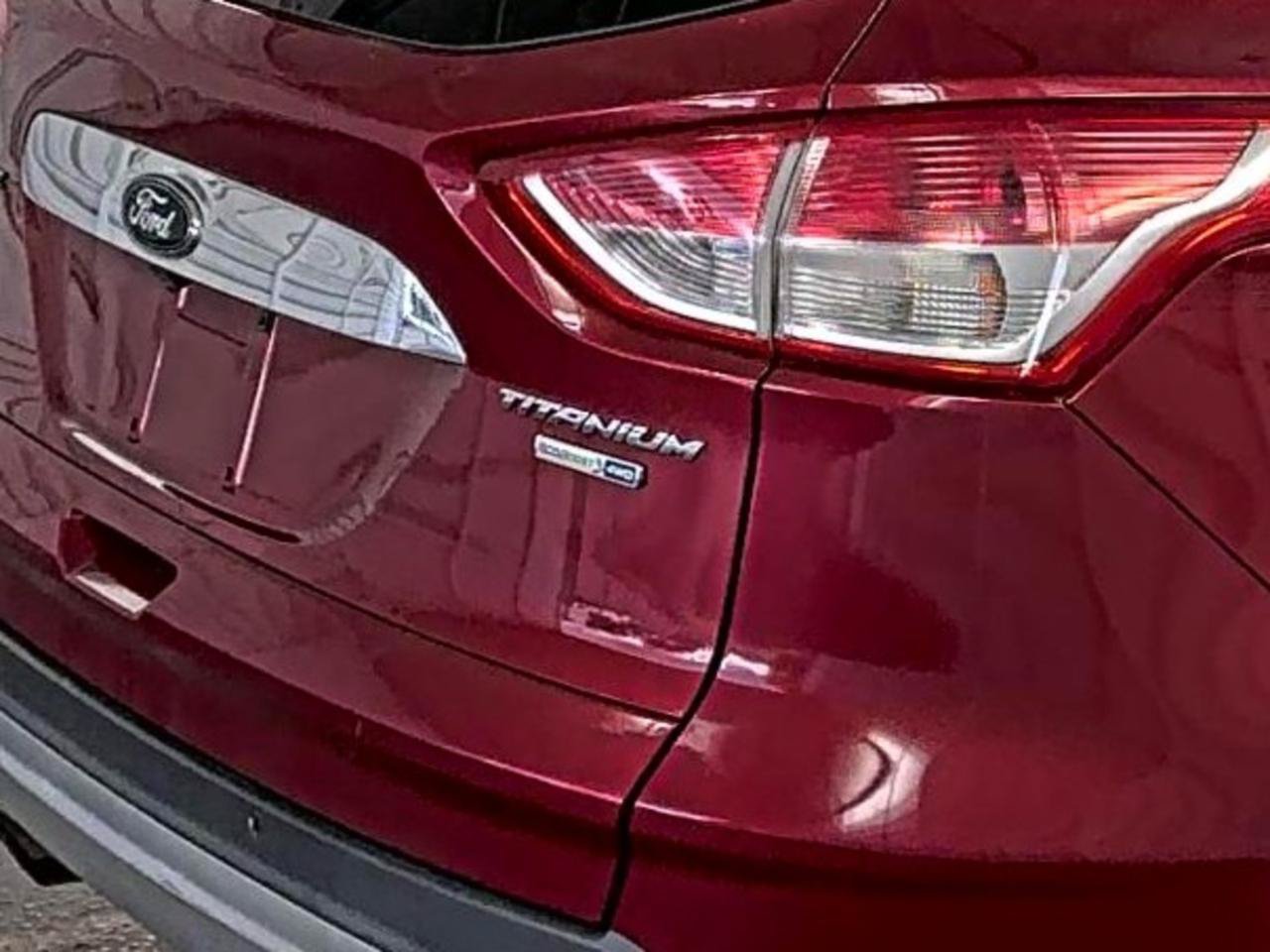 Used 2015 Ford Escape Titanium AWD/4WD image 7