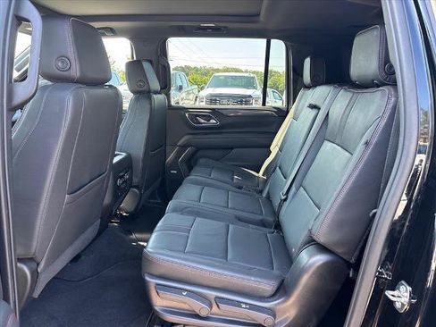 Certified 2023 Chevrolet Suburban RST AWD/4WD image 20
