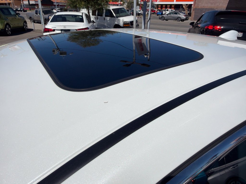 Used 2022 Honda Insight Touring image 8