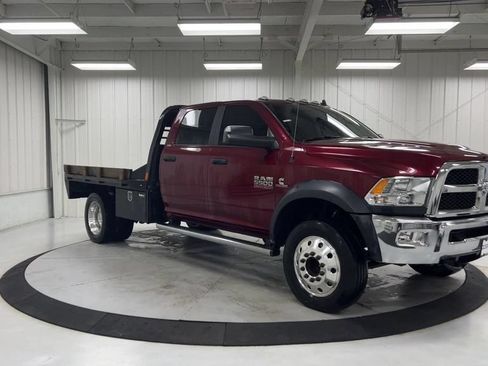 Used 2018 RAM 5500 SLT w/ Quick Order Package 2EG SLT AWD/4WD image 2