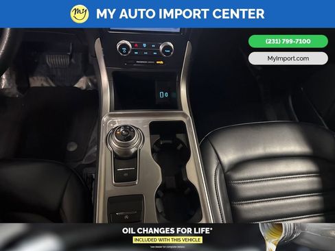 Used 2024 Ford Edge SEL image 22