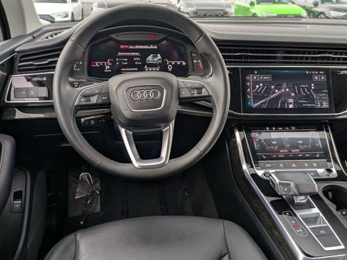 Used 2023 Audi Q7 2.0T Premium w/ Convenience Package AWD/4WD image 8