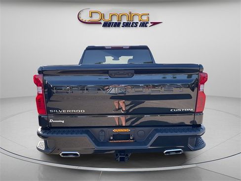 Used 2022 Chevrolet Silverado 1500 Custom Trail Boss image 3
