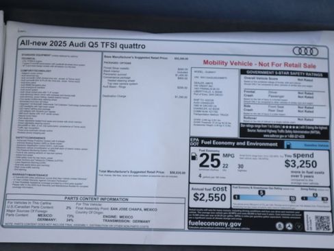 Used 2025 Audi Q5 Premium w/ Convenience Package image 9