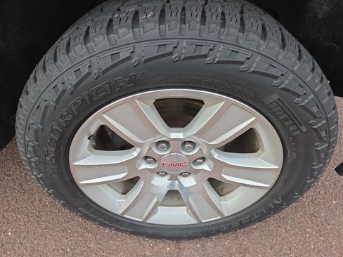 Used 2014 GMC Sierra 1500 SLE w/ SLE Preferred Package image 9