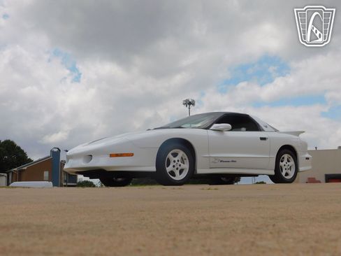 Used 1994 Pontiac Firebird Trans Am 25th Anniversary Edit image 3
