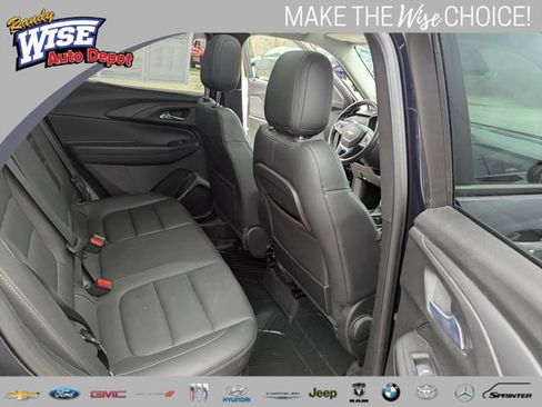 Used 2021 Chevrolet TrailBlazer LT w/ Sun and Liftgate Package image 18