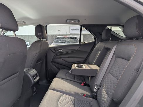 Used 2019 Chevrolet Equinox LT image 9