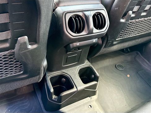 Used 2022 Jeep Gladiator Rubicon w/ LED Lighting Group image 28