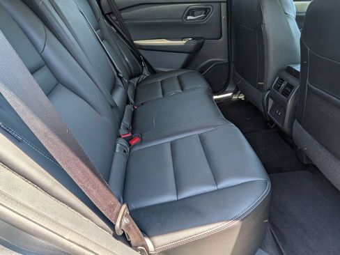 Certified 2024 Nissan Rogue SL AWD/4WD image 28