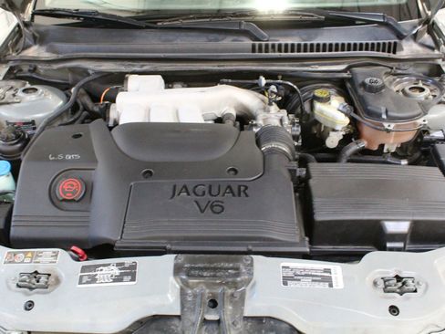 Used 2002 Jaguar X-TYPE 2.5 image 17