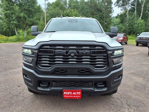 Used 2025 RAM 2500 Tradesman image 9