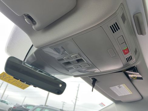 New 2026 Volkswagen Jetta SE image 21