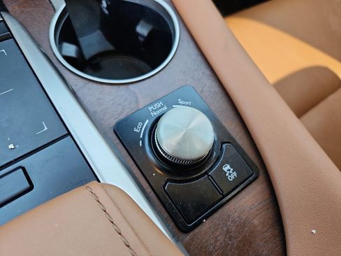 Used 2022 Lexus RX 350L FWD w/ Premium Package image 20