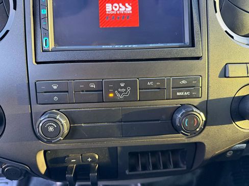 Used 2016 Ford F350 XL w/ Power Equipment Group image 31