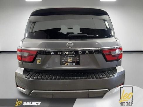 Used 2024 Nissan Armada SL w/ Captain's Chairs Package AWD/4WD image 7