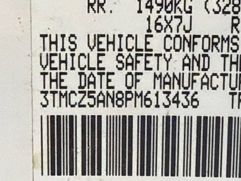 Used 2023 Toyota Tacoma TRD Off-Road w/ Technology Package AWD/4WD image 31
