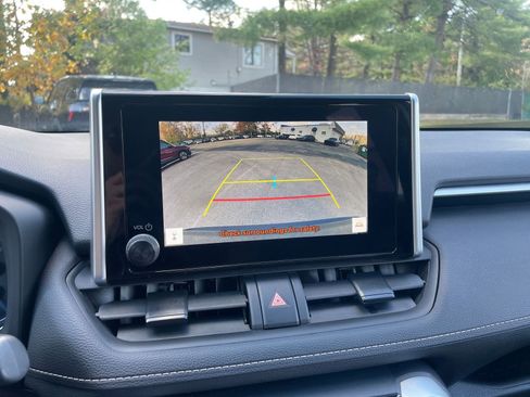 Used 2025 Toyota RAV4 LE image 17