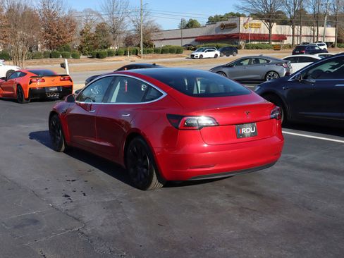 Used 2018 Tesla Model 3 Long Range image 9