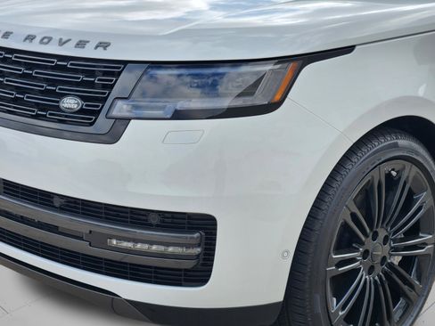 New 2026 Land Rover Range Rover Long Wheelbase SE AWD/4WD image 40