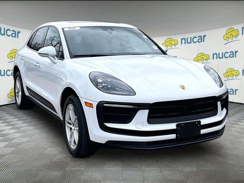 Used 2023 Porsche Macan Turbo image 1