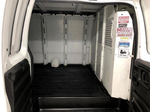 Used 2019 Chevrolet Express 2500 Extended w/ Driver Convenience Package RWD image 9