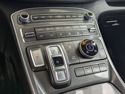 Used 2023 Hyundai Santa Fe SEL image 20